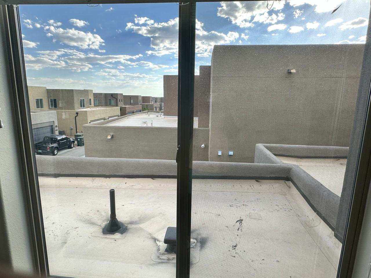 5202 Gold Hill Ln - Photo 4 of 17