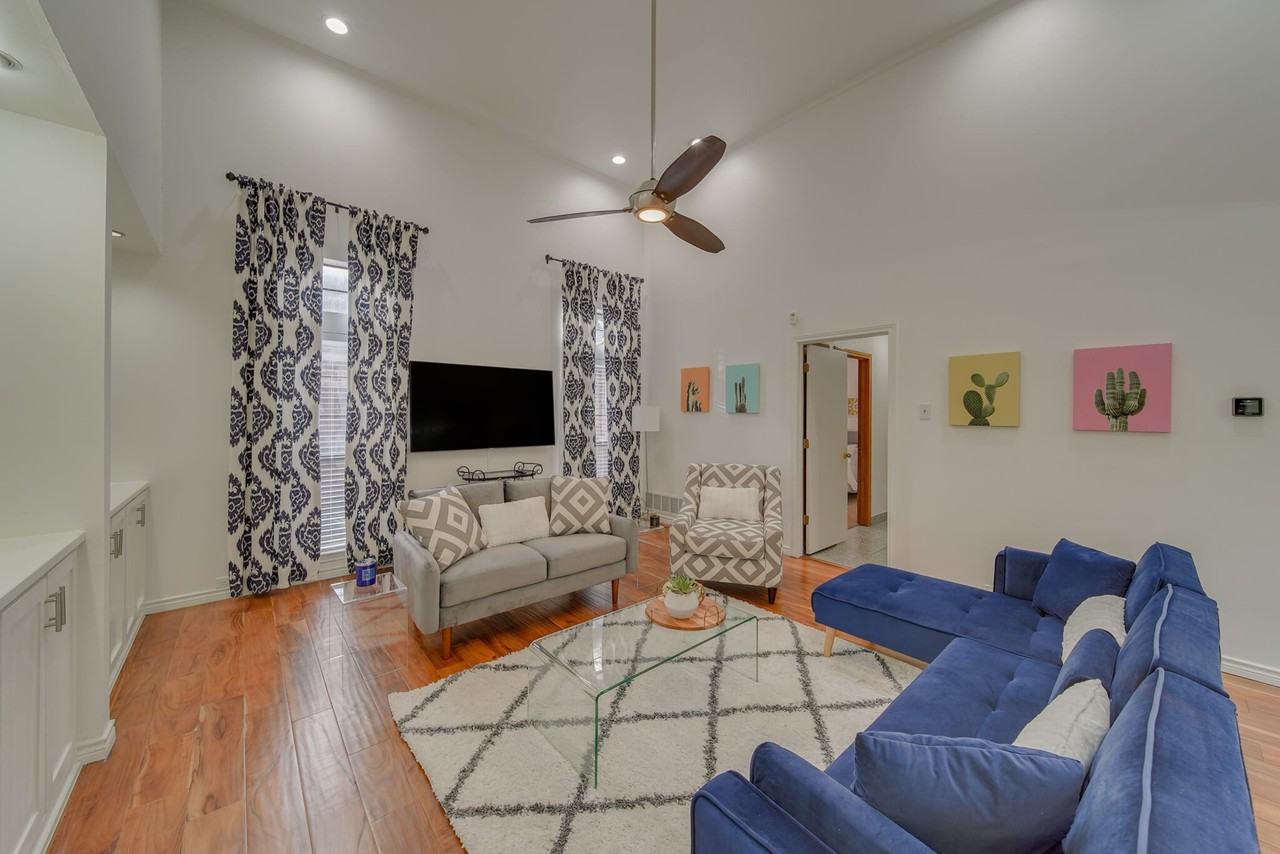 1507 Broadmoor Dr #NA - Photo 2 of 40