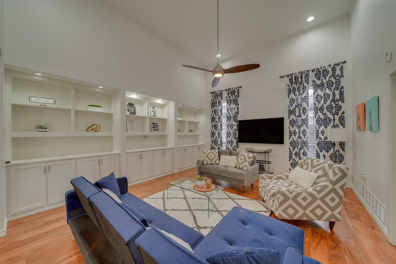 1507 Broadmoor Dr #NA - Photo 3 of 40