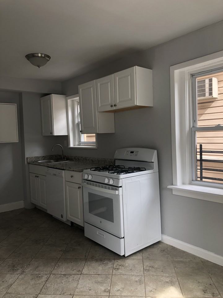 Old Mamaroneck Rd #4B - Photo 3 of 9