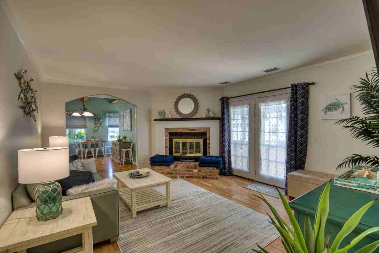 7 Marblehead Rd #NA - Photo 3 of 49