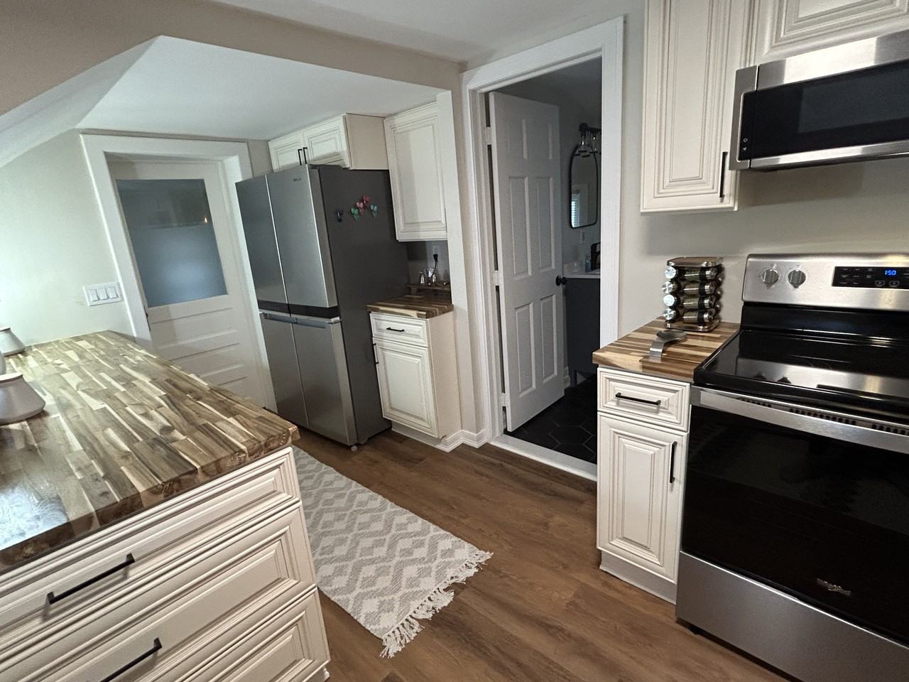 3826 Oneida St #2 - Photo 4 of 23