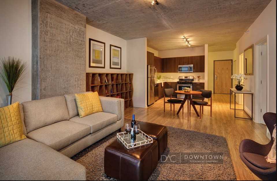 1231 S Wabash Ave #2013 - Photo 2 of 31