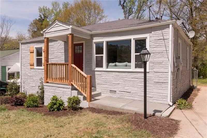 2221 Larchwood Rd Sw #NA - Photo 3 of 21