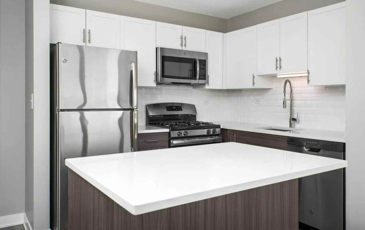 260 E South Water St #2807 - Photo 2 of 8