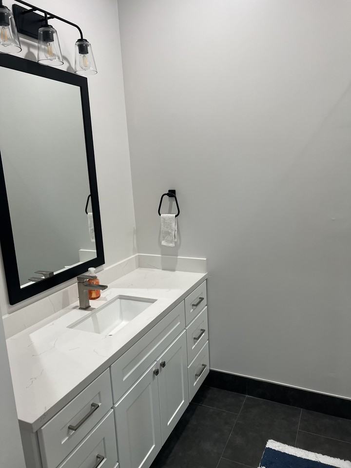1231 Forrestal Ave #2 - Photo 4 of 10