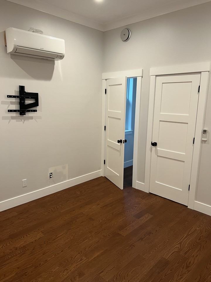1231 Forrestal Ave #2 - Photo 6 of 10