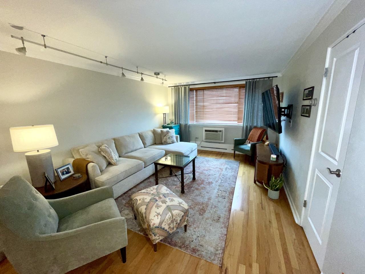 10 N Ogden St #302 - Photo 5 of 17