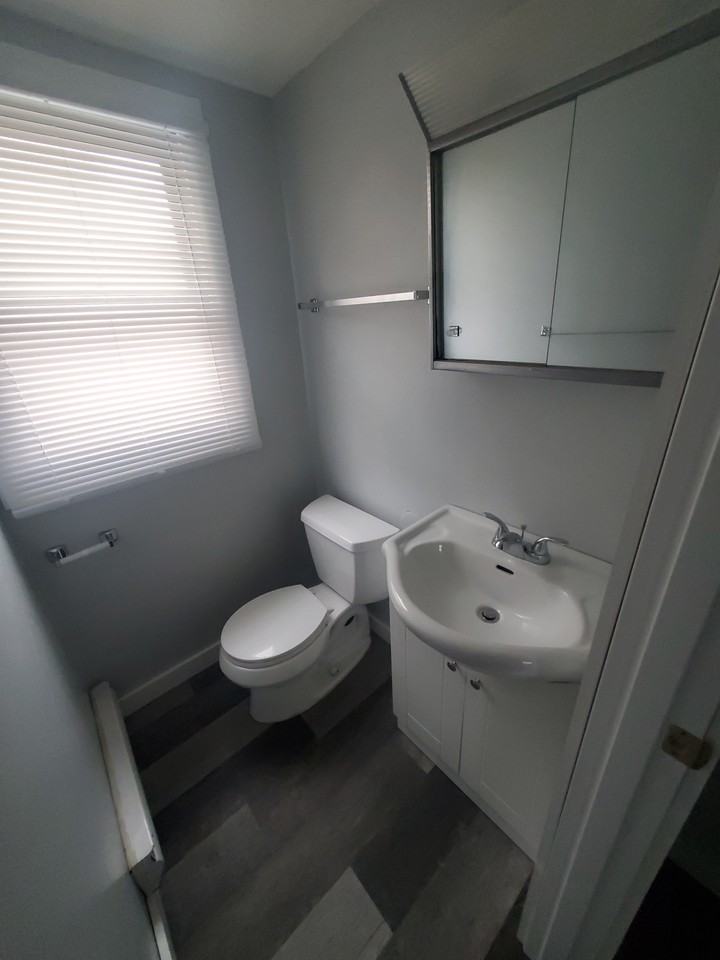 424 18th Pl S #424 - Photo 6 of 20