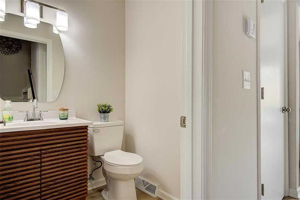 9923 W 52nd St #9923 - Photo 7 of 19