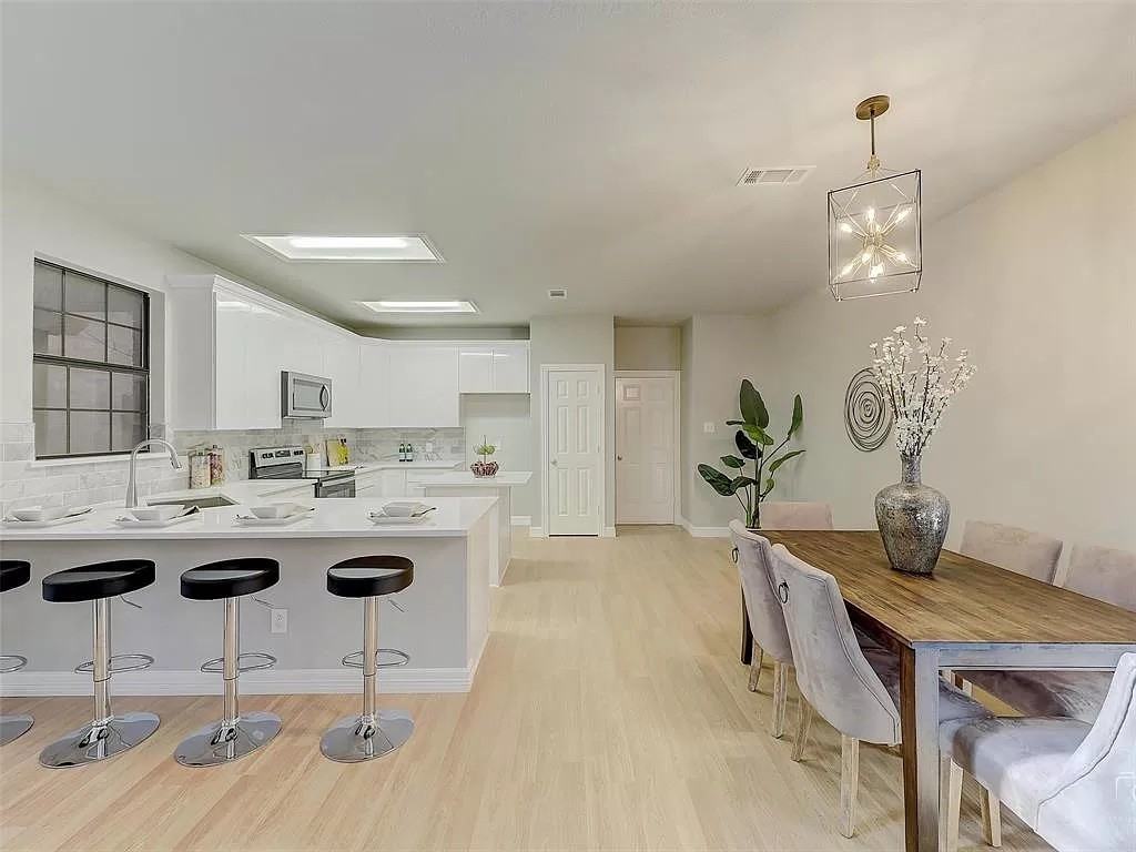 17018 Vinland Dr #NA - Photo 5 of 21