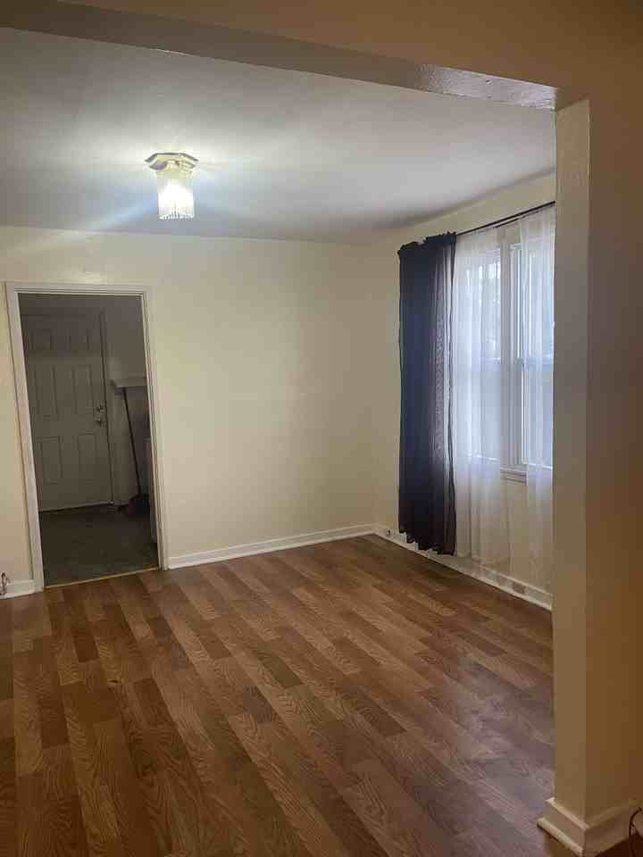 2132 Robin St #1 - Photo 5 of 11