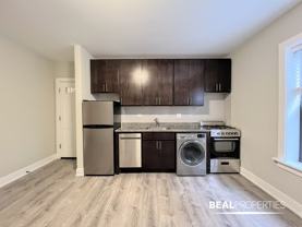 427 W Belden Ave - Photo 1 of 1