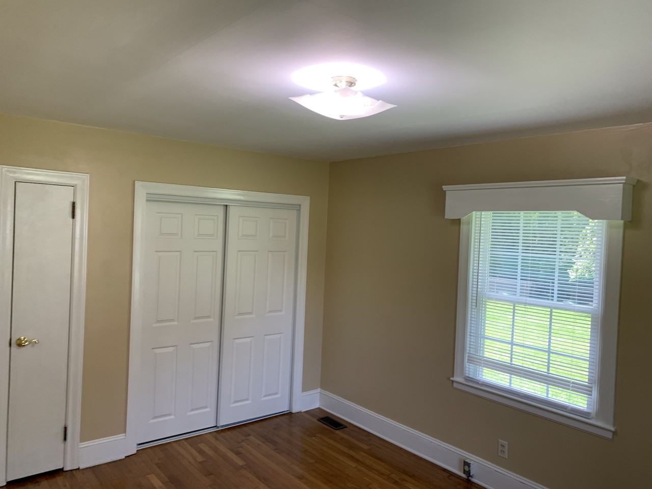 2400 Sunset Road #NA - Photo 6 of 9