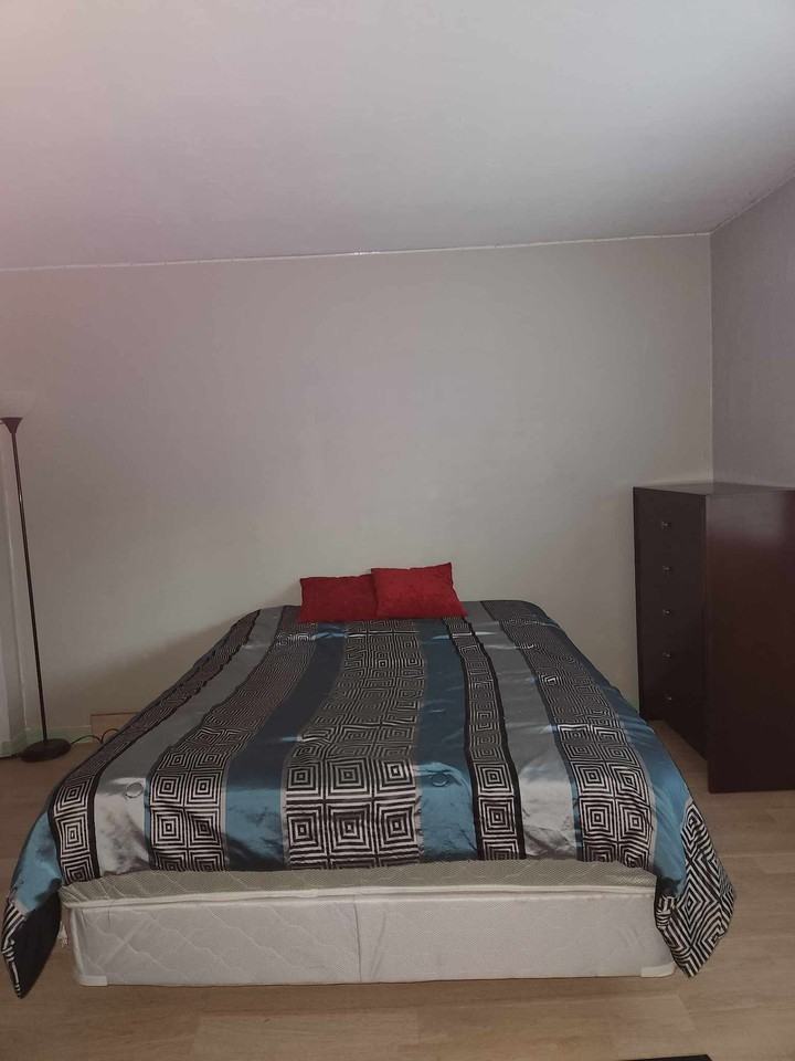 1005 Nw 10th St #NA - Photo 2 of 18