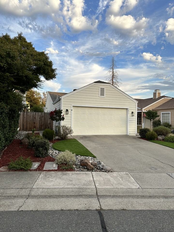 3057 Springview Meadows Dr #NA - Photo 2 of 22