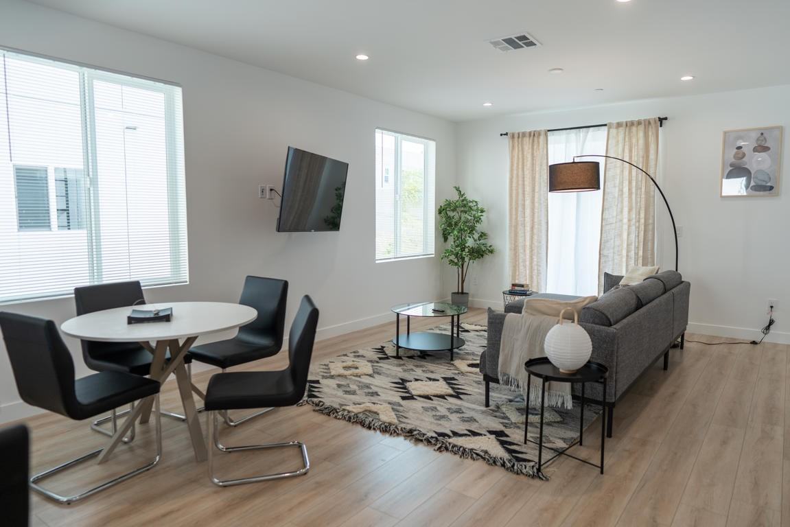 4831 Riverton Ave #NA - Photo 6 of 48