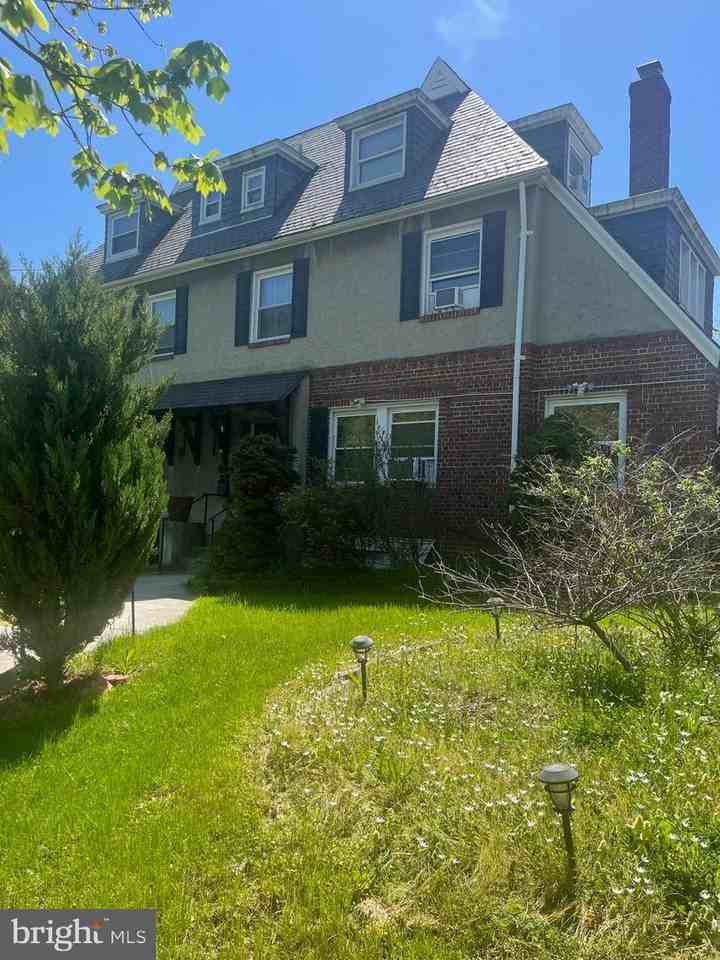 1205 Lakeside Ave #NA - Photo 2 of 12