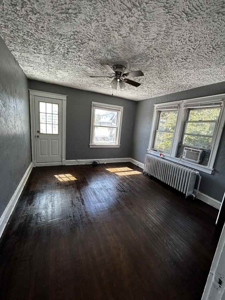 1205 Lakeside Ave #NA - Photo 3 of 12