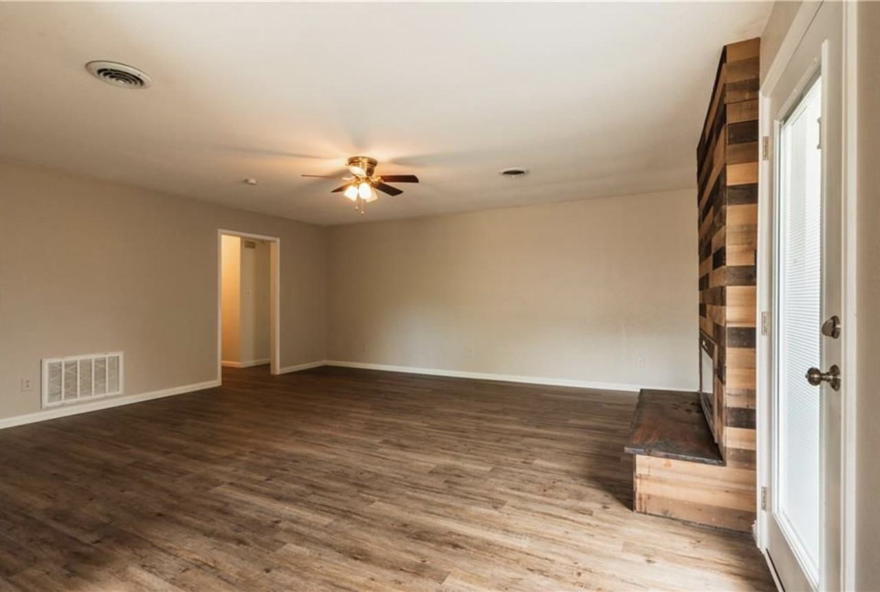 324 Rodric Cir #NA - Photo 4 of 21