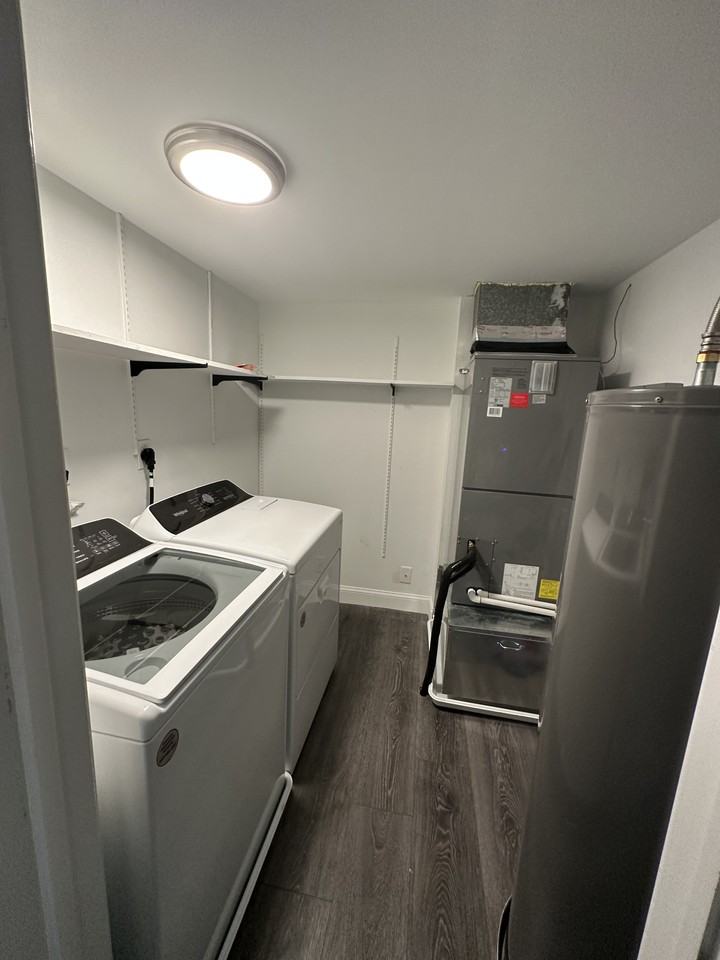 1677 Bluebird Dr #B - Photo 7 of 16