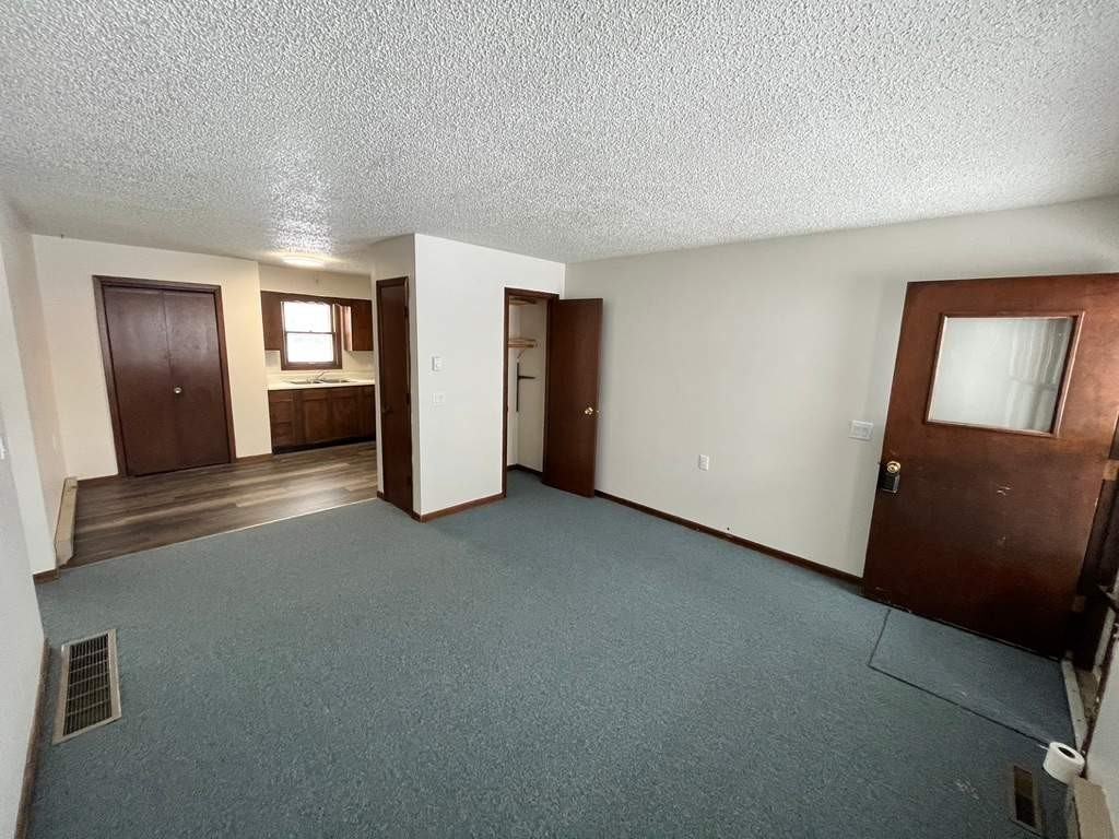 103 Walnut St #1 - Photo 2 of 6