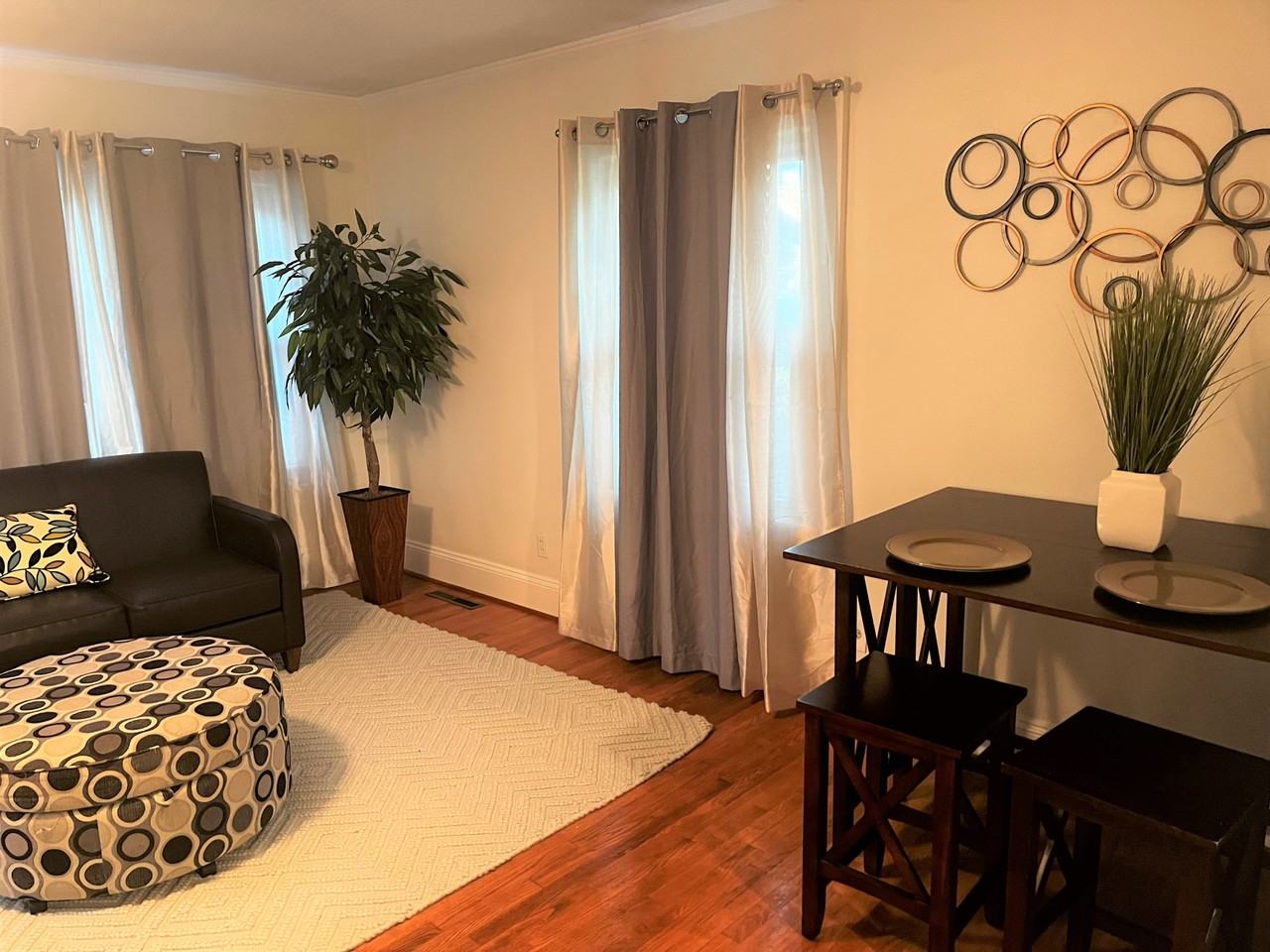 3125 1st Avenue Pl Sw #2BDRM - Photo 3 of 9