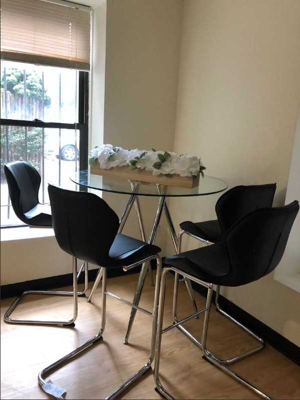 90 Saint Botolph St #1K