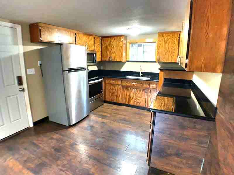 6604 Ridgeway Dr #NA - Photo 3 of 10