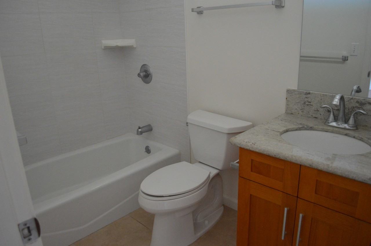 1406 Peter Buck St #0 - Photo 2 of 8