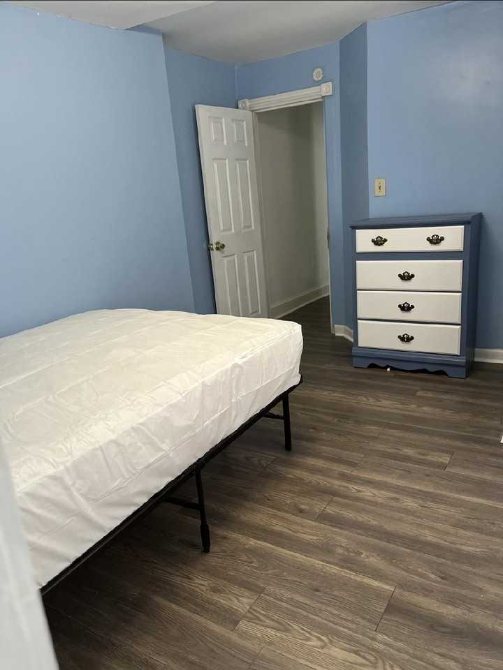 1022 West 3rd Street #3 - Photo 2 of 8