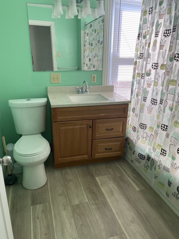 1022 West 3rd Street #3 - Photo 4 of 8