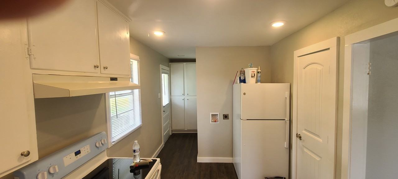 812 Wigley St #1 - Photo 3 of 7
