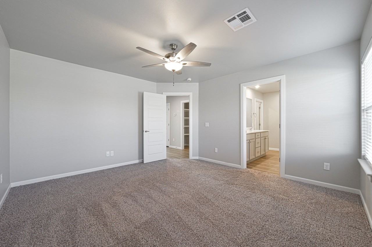 13505 Bluejacket Dr #13505 - Photo 2 of 27