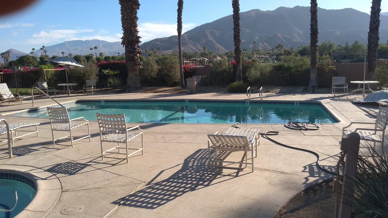 72 Majorca Dr - Photo 4 of 29