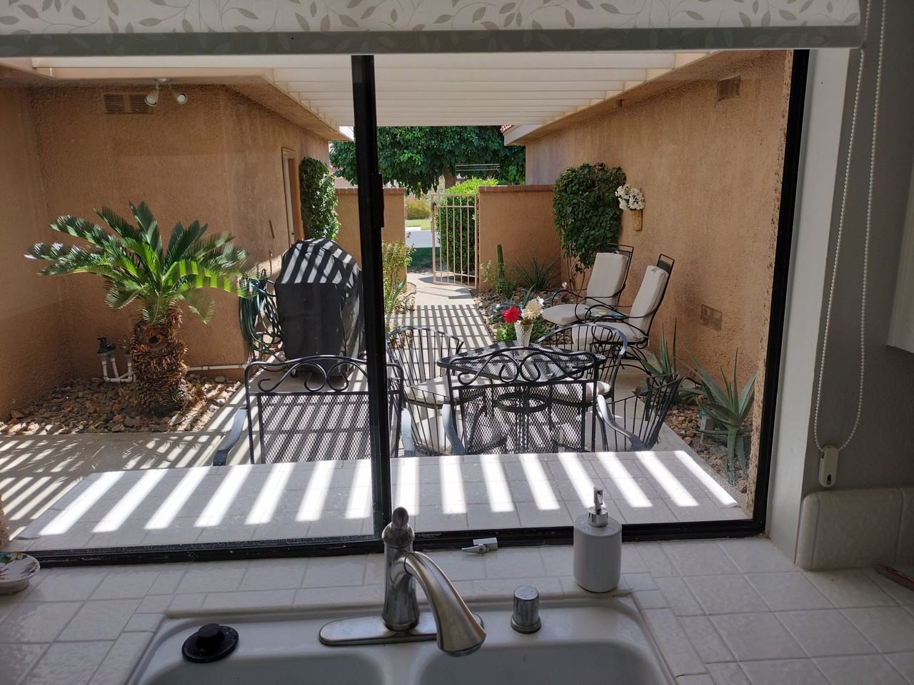 72 Majorca Dr - Photo 6 of 29