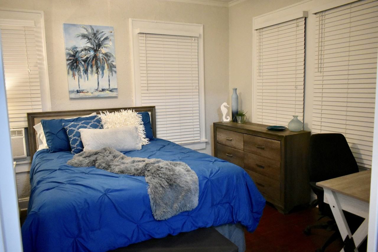 407 S Melville Ave #05 - Photo 3 of 7