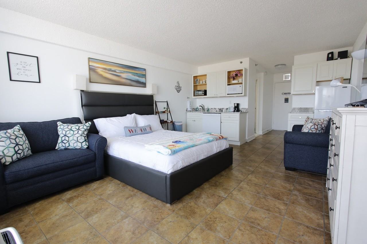 800 N Atlantic Ave #11