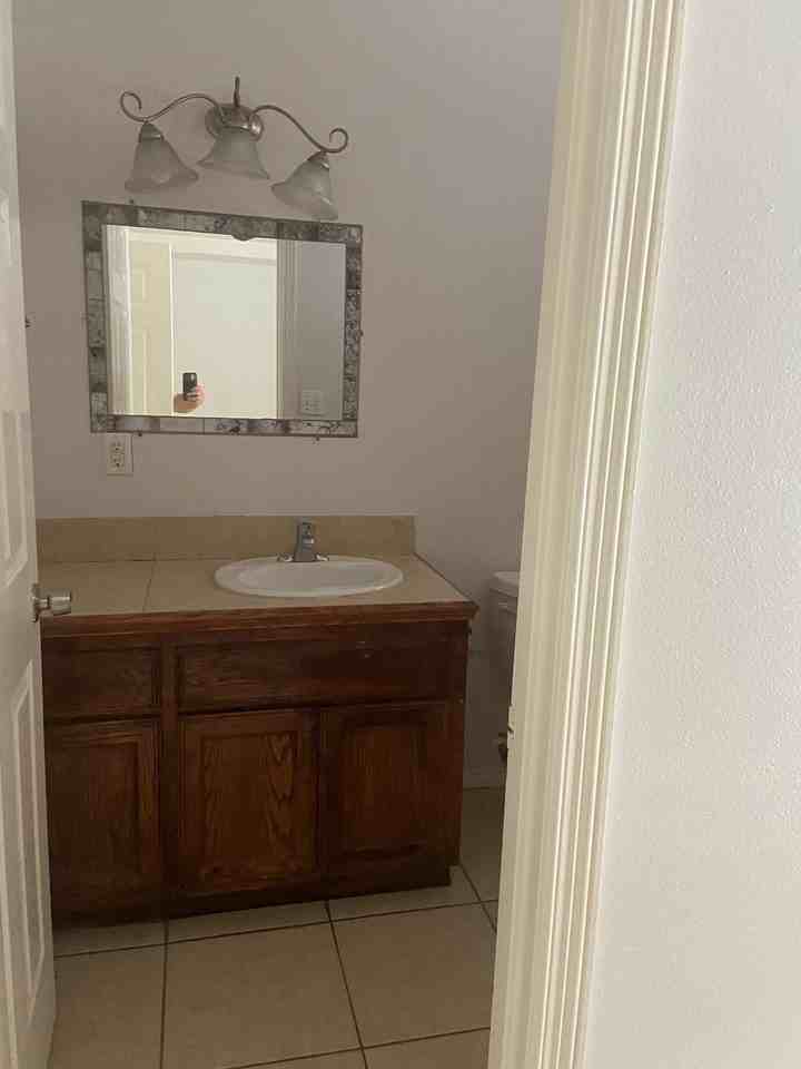 3102 E Diamondhead Ave #1 - Photo 7 of 22