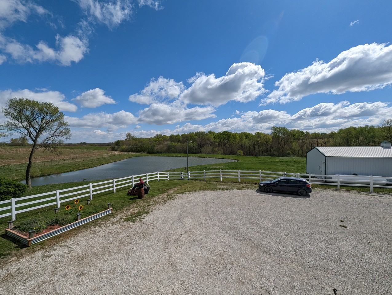 7645 Neosho Rd #2 - Photo 3 of 33