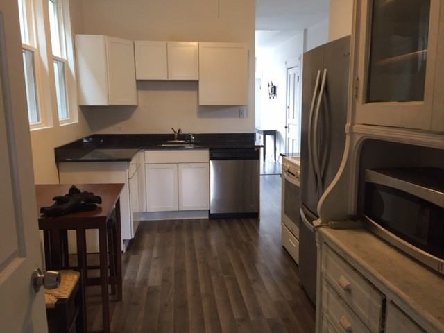 1929 N Sheffield Ave #3F