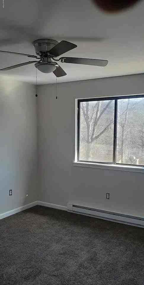 350 Crewe Ct #350 - Photo 2 of 12