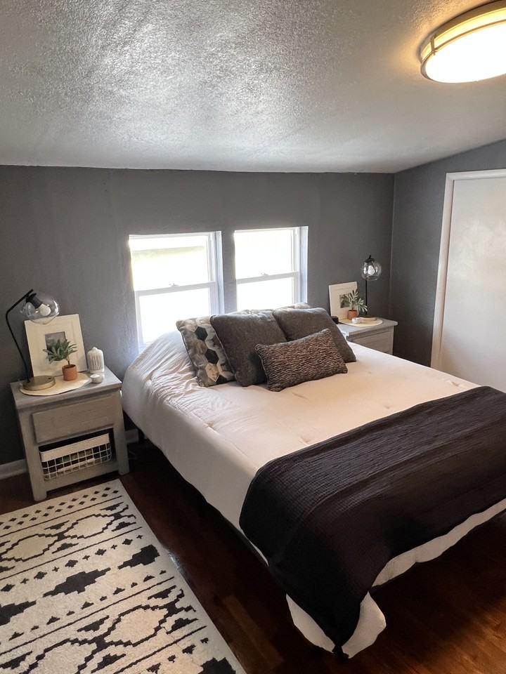 1408 1/2 Junction Ave #NA - Photo 2 of 18