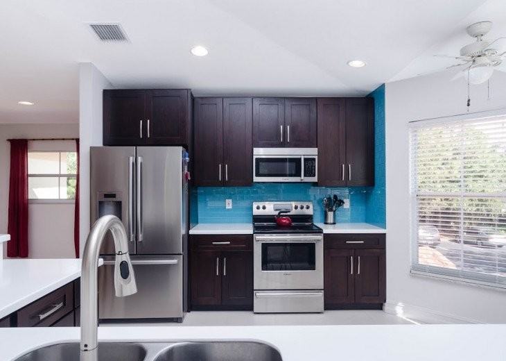 600 Diamond Cir #602 - Photo 4 of 32