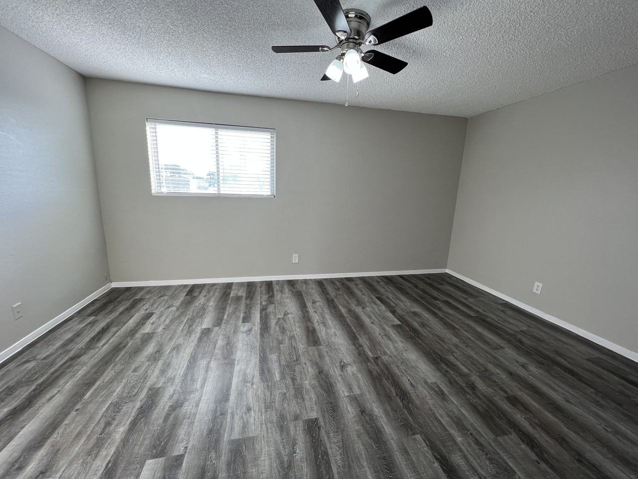 212 Sam Houston Dr #125 - Photo 4 of 10