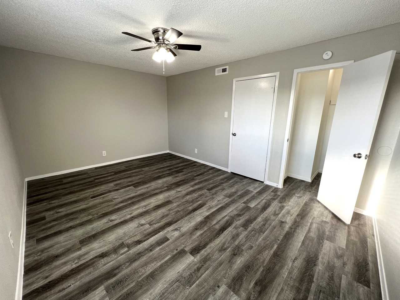 212 Sam Houston Dr #125 - Photo 6 of 10