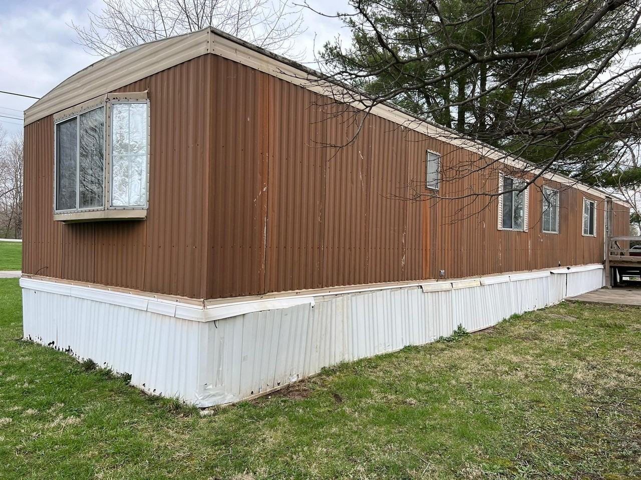 Georgetown Mobile Home Park #G28 - Photo 3 of 5