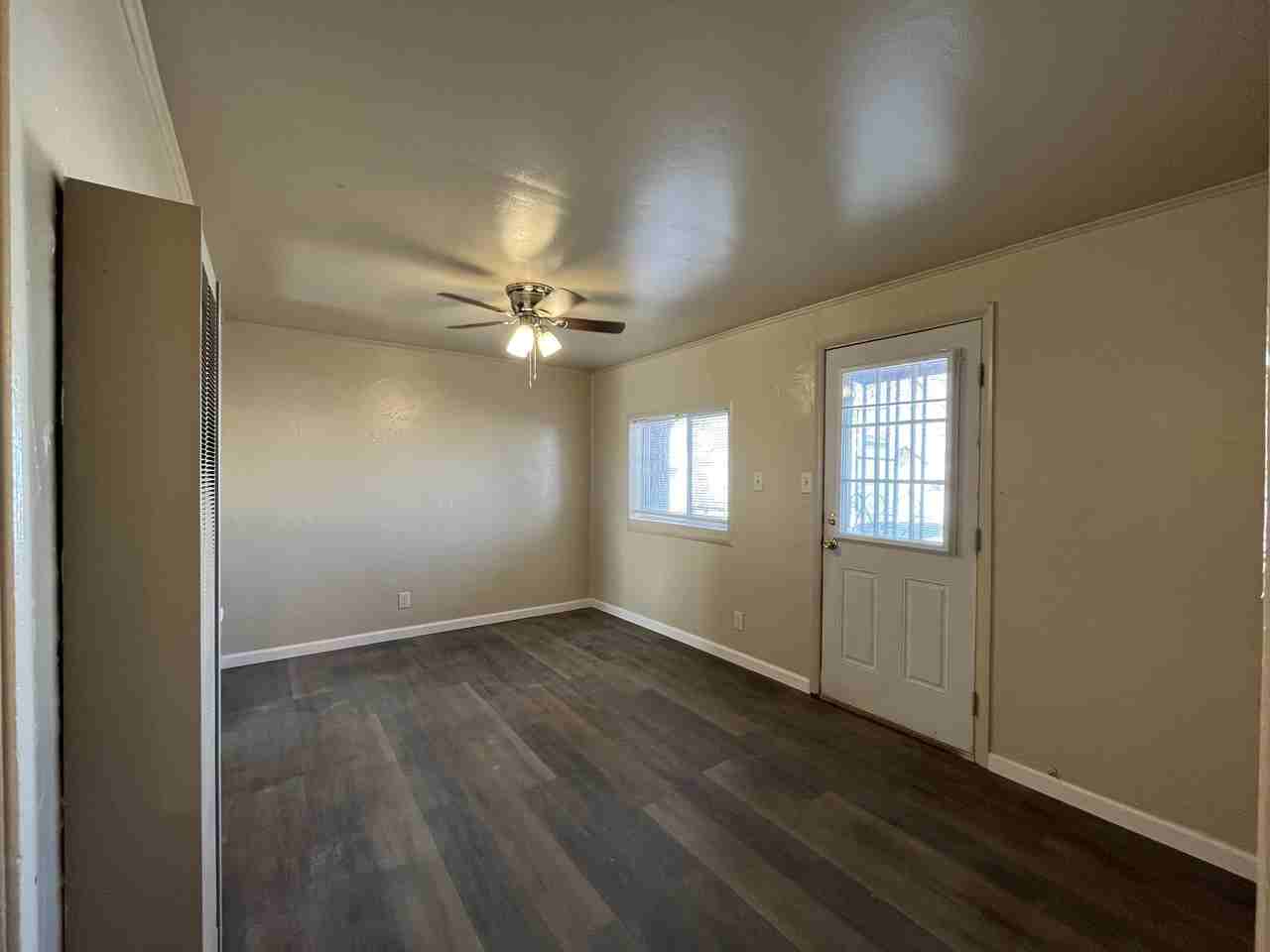 606 D Ave #606 - Photo 5 of 21