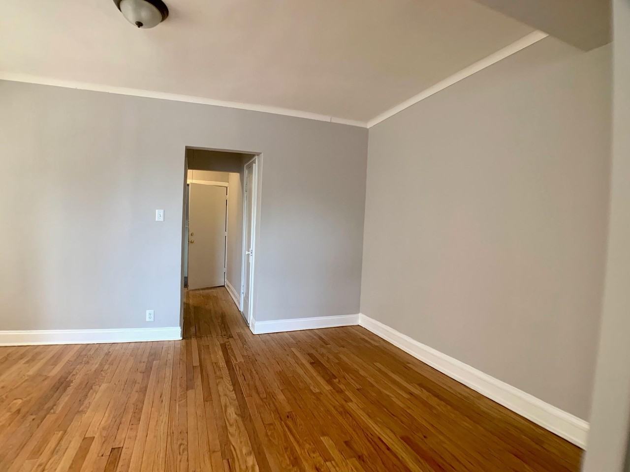 1101 N Avers Ave #2 - Photo 3 of 6