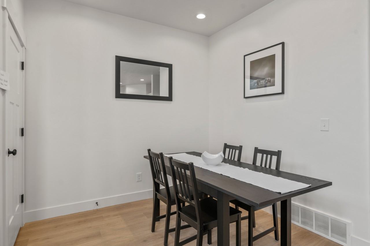 1995 N 3930 W - Photo 7 of 37